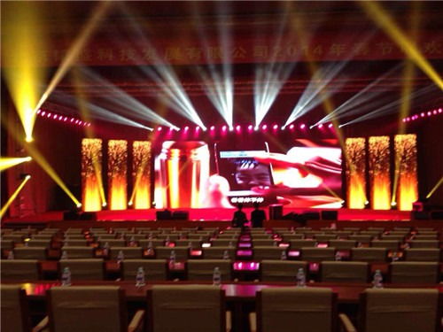 珠海专业灯光音响服务 一站式晚会租赁与舞台设计解决方案
